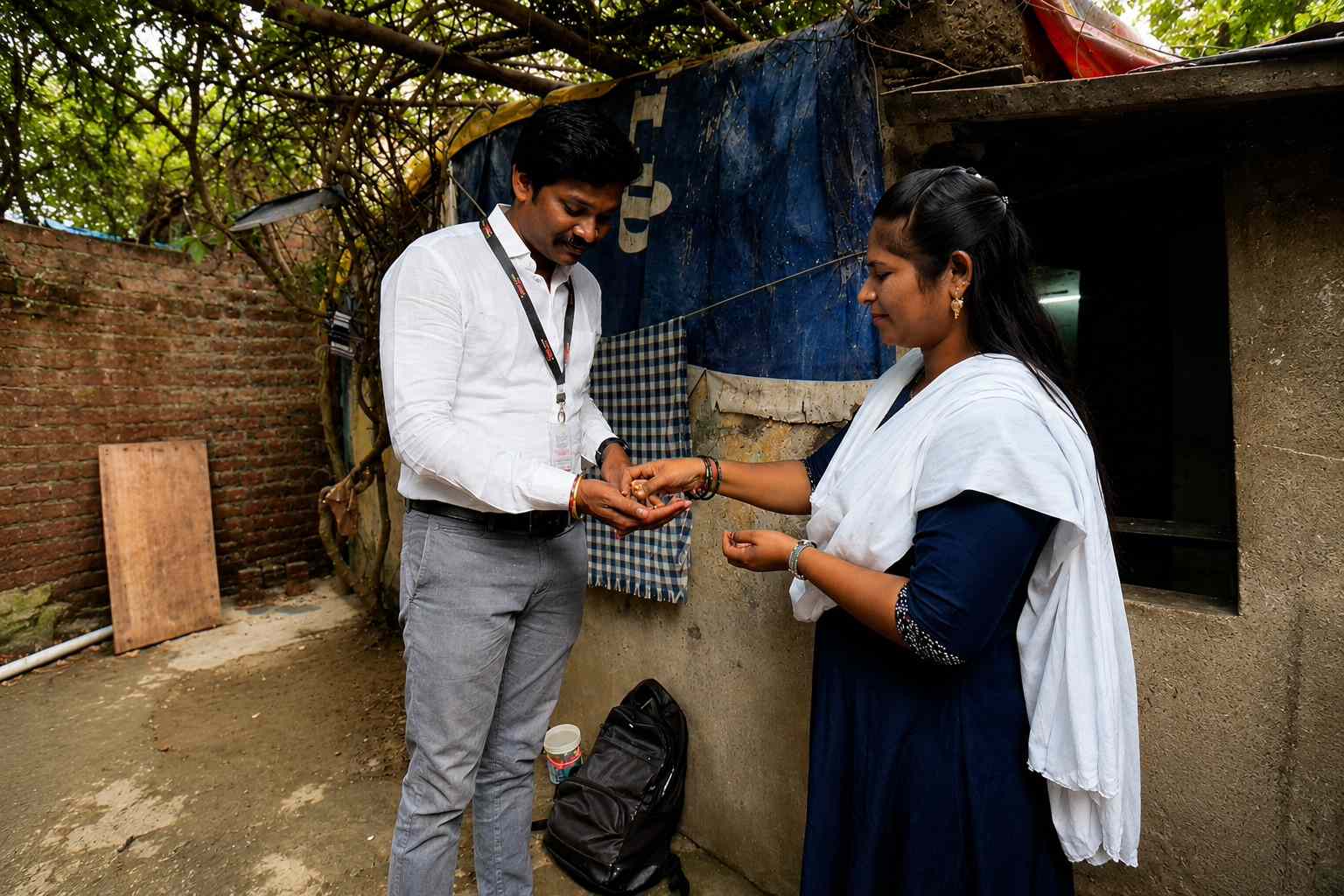 Executive providing doorstep gold buying service