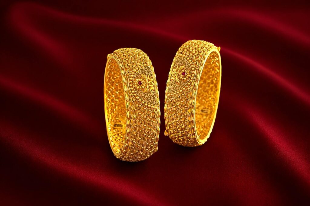 Old gold bangles evaluated and purchased at the best gold rate in Tamil Nadu