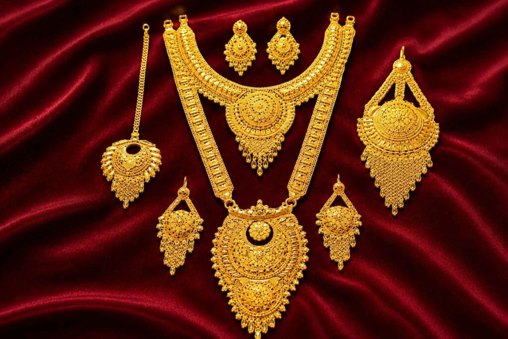Traditional gold jewellery set accepted for old gold selling at Thangapanam